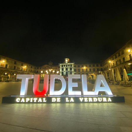 Voila Catedral Tudela Exterior foto