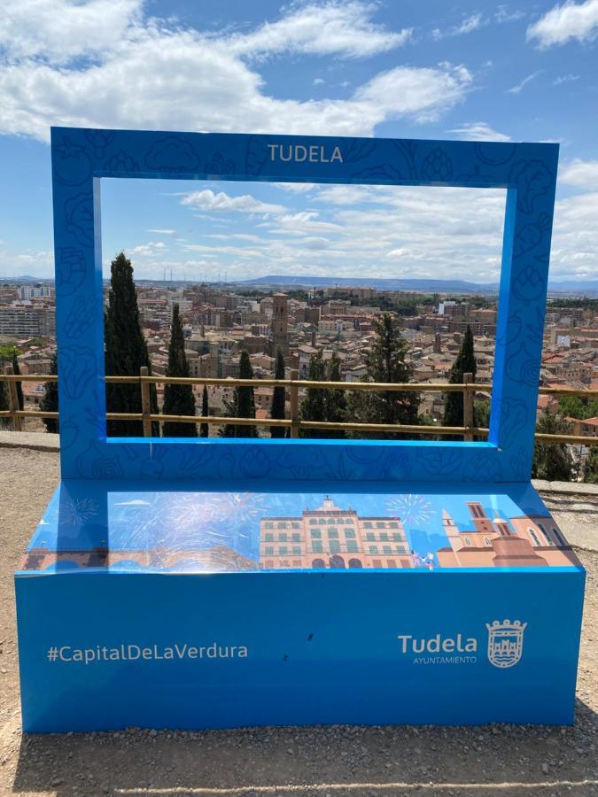 Voila Catedral Tudela Exterior foto